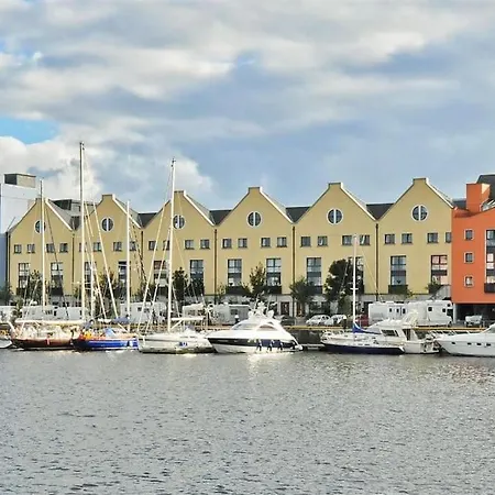 Ferienhaus Dockside Townhouse *
